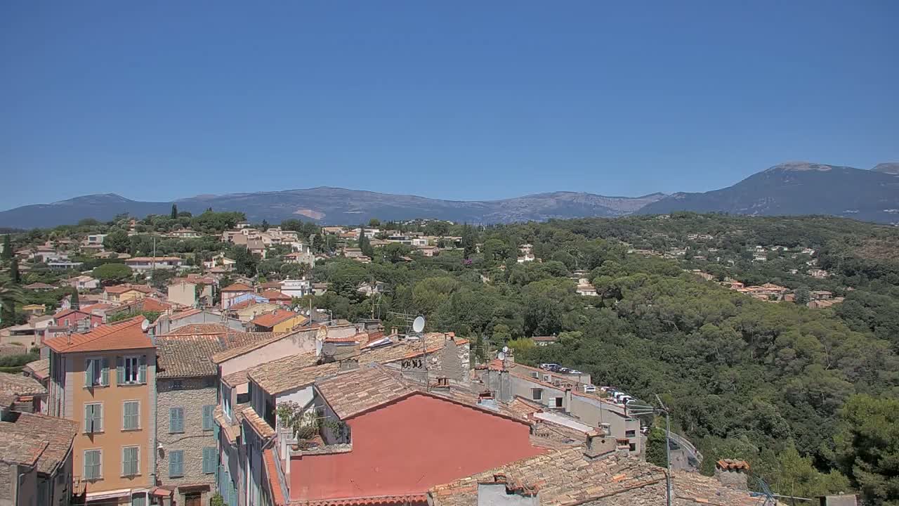 Biot  Commune Panaromic Live Cam - Grasse, Alpes-Maritimes, Provence-Alpes-Côte d’Azur, France