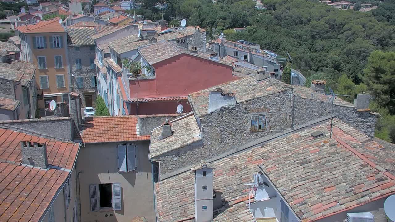 Biot  Commune Panaromic Live Cam - Grasse, Alpes-Maritimes, Provence-Alpes-Côte d’Azur, France