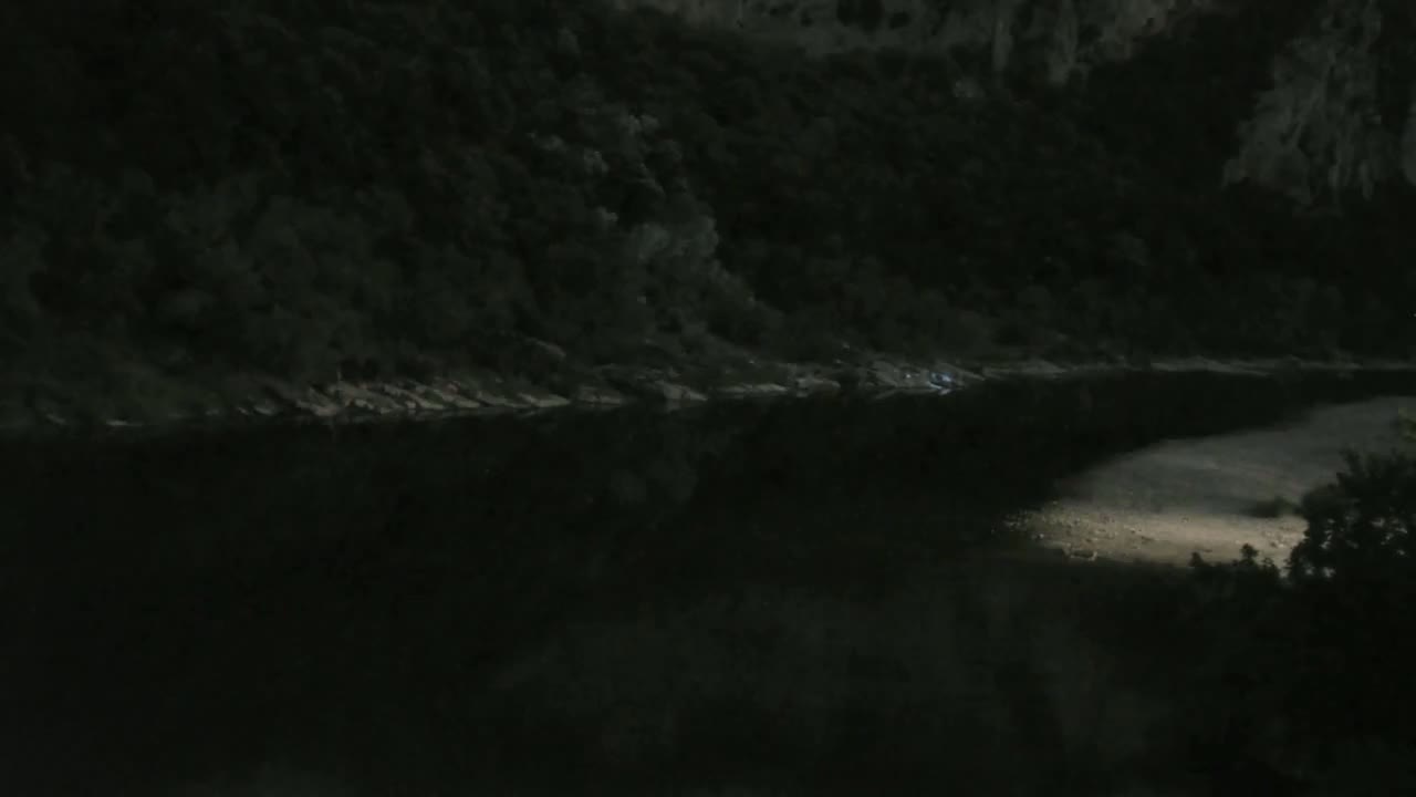 Vallon Pont d'Arc, Gorges de l'Ardèche (Ardeche River & Rafting) Live Cam - Largentière, Ardeche, Auvergne-Rhône-Alpes, France