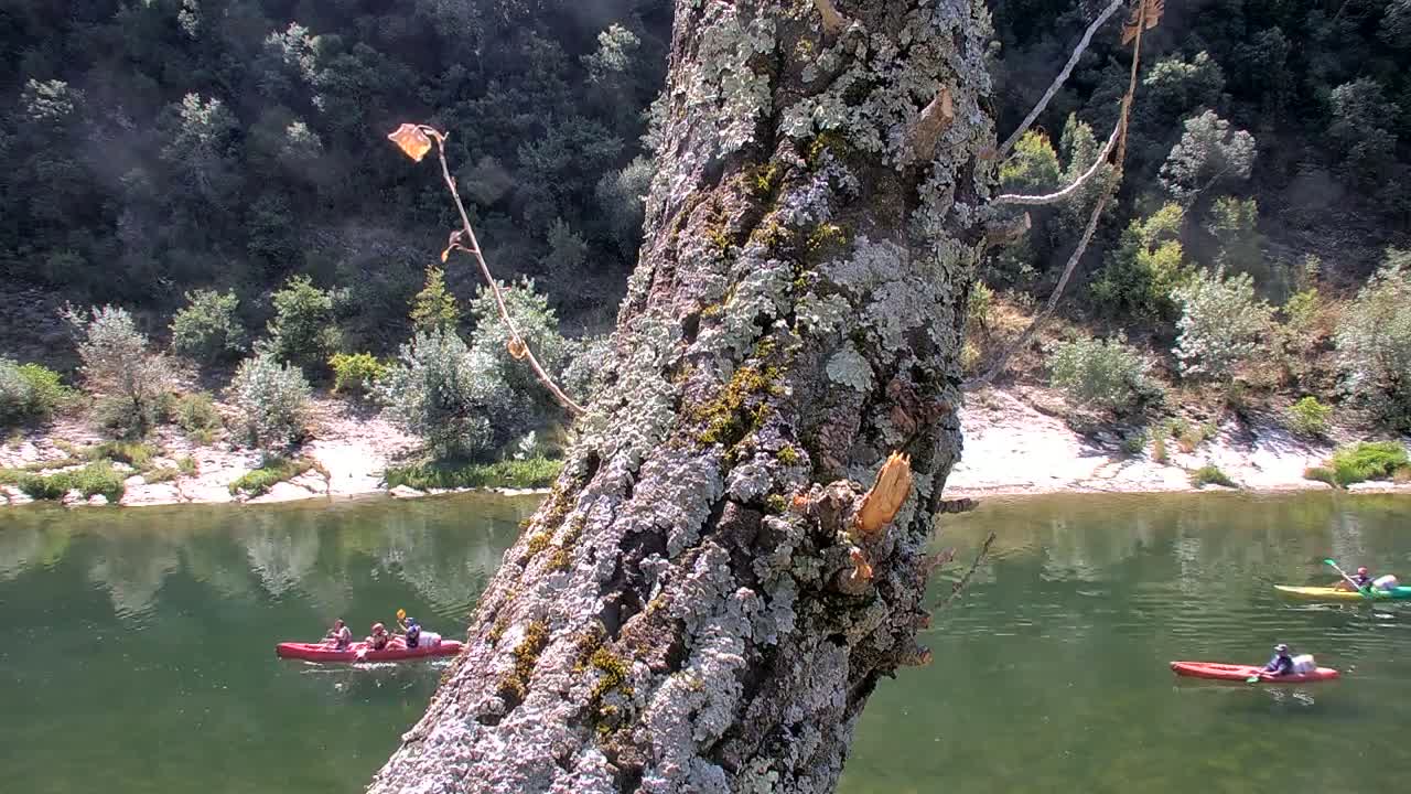Vallon Pont d'Arc, Gorges de l'Ardèche (Ardeche River & Rafting) Live Cam - Largentière, Ardeche, Auvergne-Rhône-Alpes, France