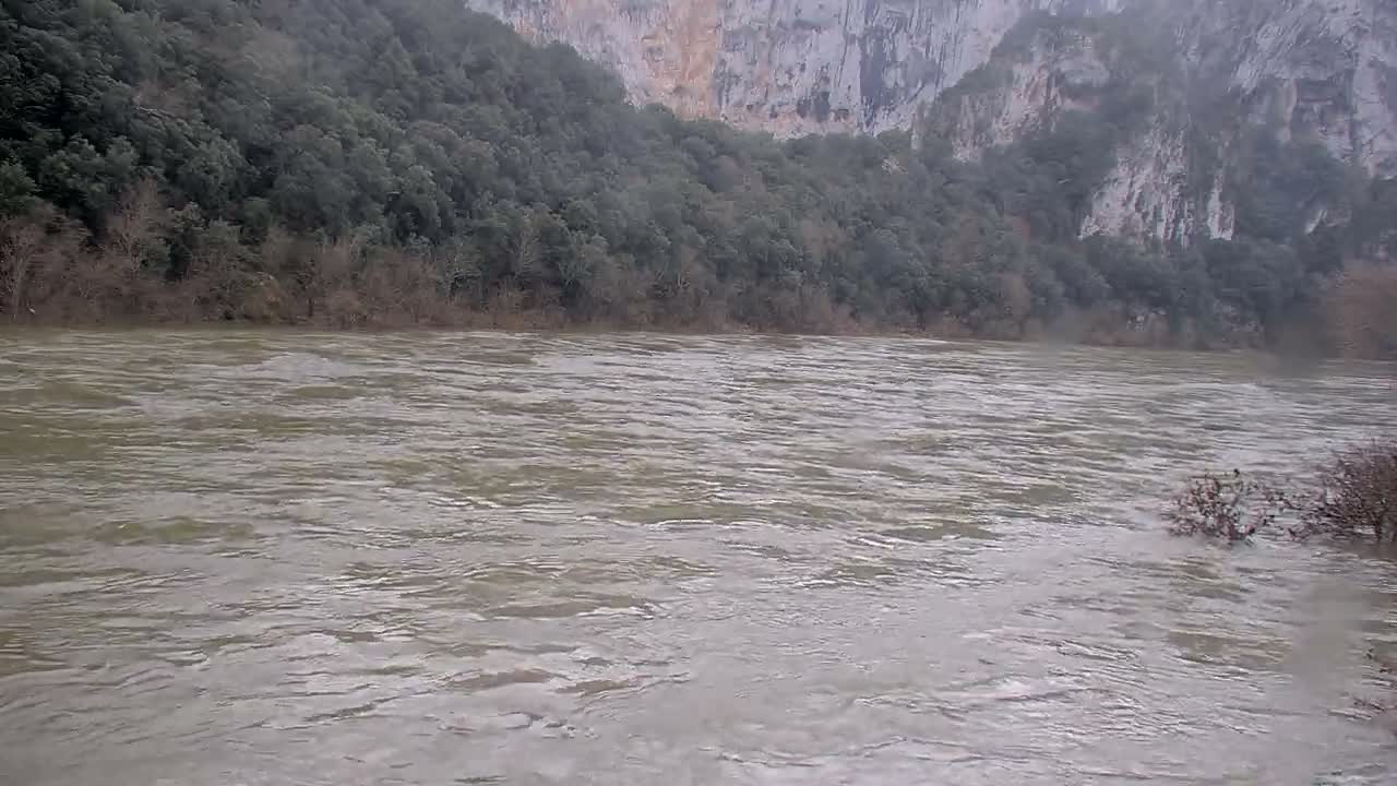Vallon Pont d'Arc, Gorges de l'Ardèche (Ardeche River & Rafting) Live Cam - Largentière, Ardeche, Auvergne-Rhône-Alpes, France
