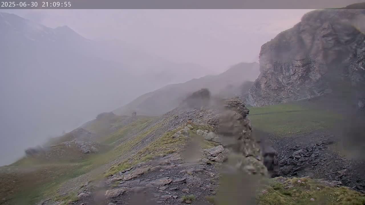 Val Cenis Village, Col de la Met Summit Pass & Lac du Mont-Cenis Lake Live Cam - Saint-Jean-de-Maurienne, Savoie, Auvergne-Rhône-Alpes, France