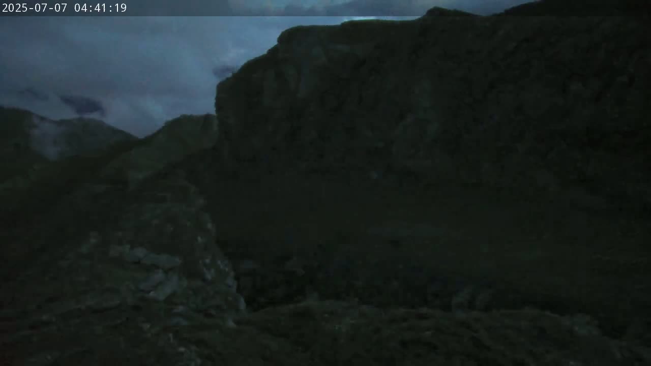 Val Cenis Village, Col de la Met Summit Pass & Lac du Mont-Cenis Lake Live Cam - Saint-Jean-de-Maurienne, Savoie, Auvergne-Rhône-Alpes, France