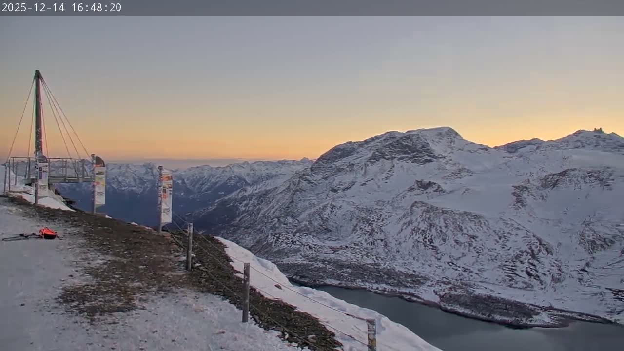 Val Cenis Village, Col de la Met Summit Pass & Lac du Mont-Cenis Lake Live Cam - Saint-Jean-de-Maurienne, Savoie, Auvergne-Rhône-Alpes, France