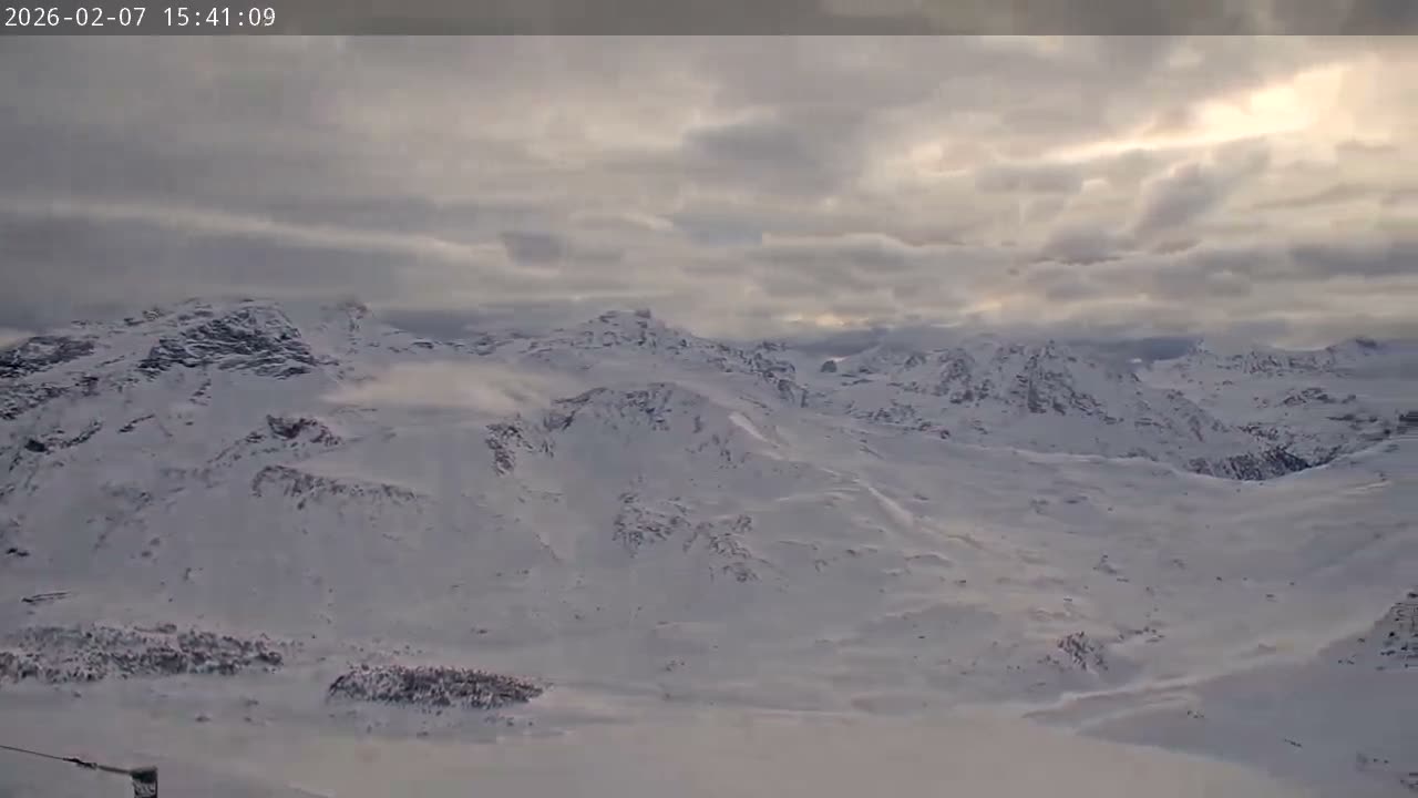 Val Cenis Village, Col de la Met Summit Pass & Lac du Mont-Cenis Lake Live Cam - Saint-Jean-de-Maurienne, Savoie, Auvergne-Rhône-Alpes, France