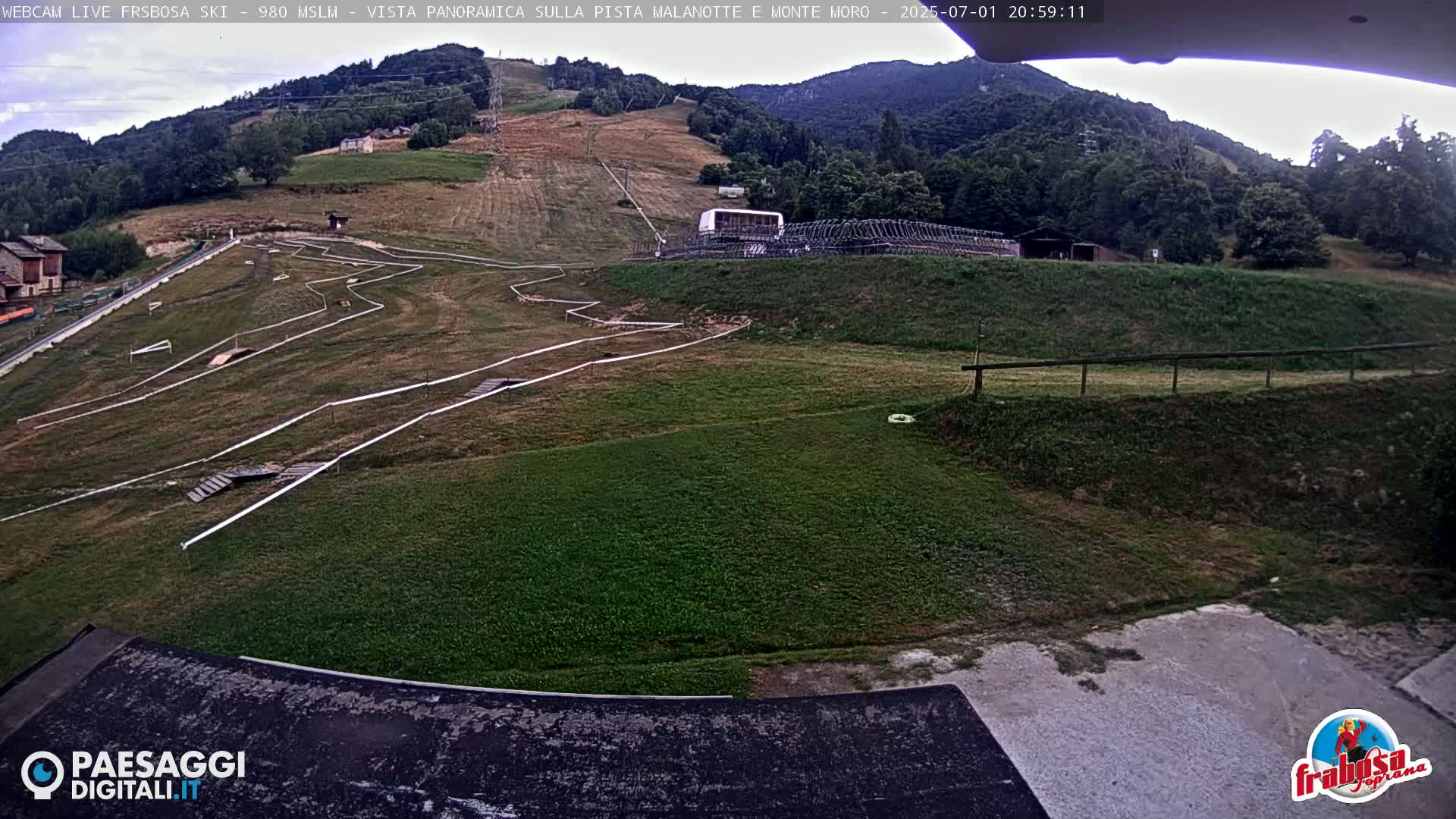 Frabosa , Prato Nevoso Village & Ski Slopes Live Cam - Cuneo, Piedmont, Italy