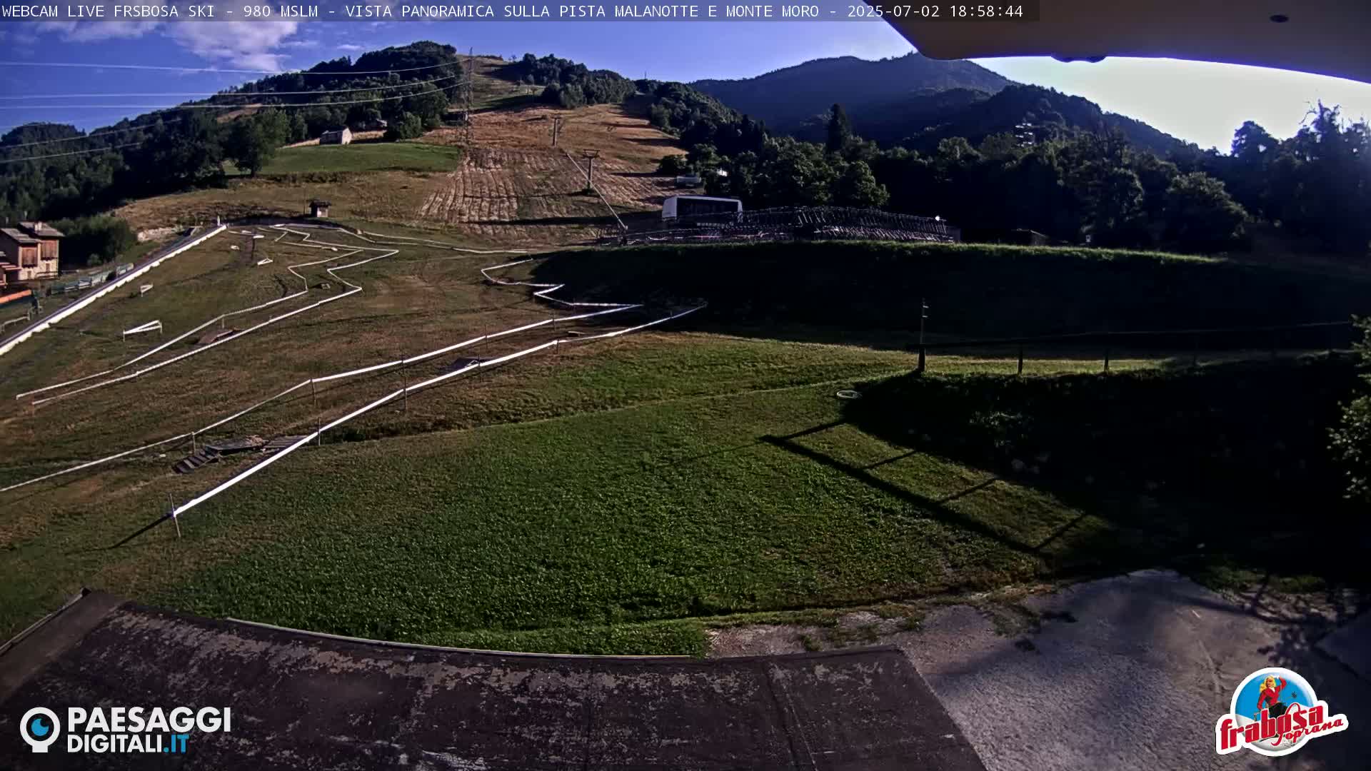 Frabosa , Prato Nevoso Village & Ski Slopes Live Cam - Cuneo, Piedmont, Italy