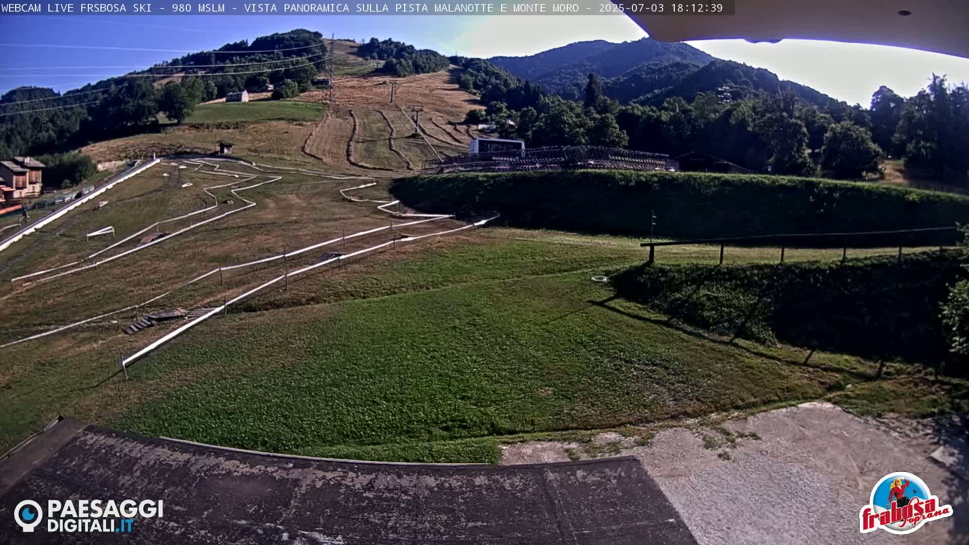 Frabosa , Prato Nevoso Village & Ski Slopes Live Cam - Cuneo, Piedmont, Italy