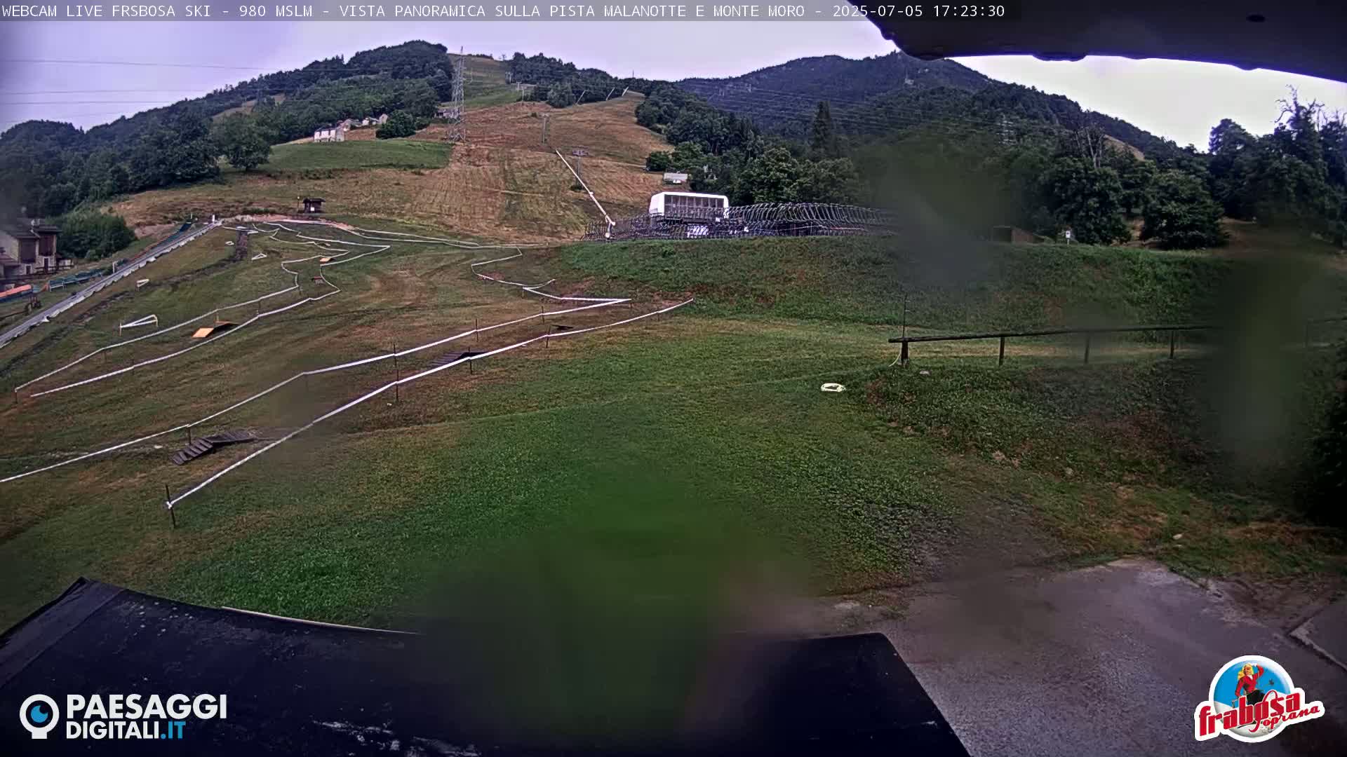 Frabosa , Prato Nevoso Village & Ski Slopes Live Cam - Cuneo, Piedmont, Italy