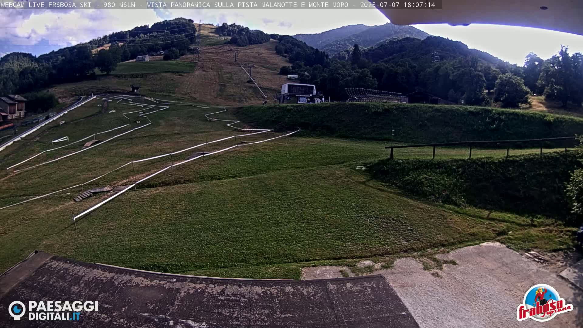 Frabosa , Prato Nevoso Village & Ski Slopes Live Cam - Cuneo, Piedmont, Italy