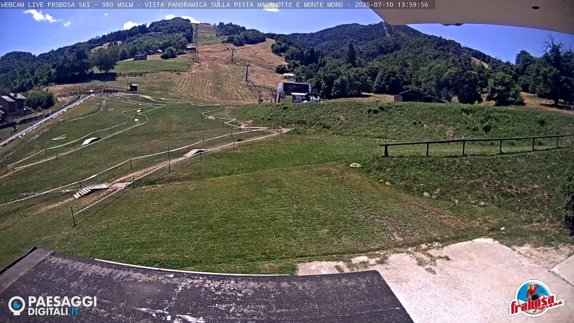 Frabosa , Prato Nevoso Village & Ski Slopes Live Cam - Cuneo, Piedmont, Italy