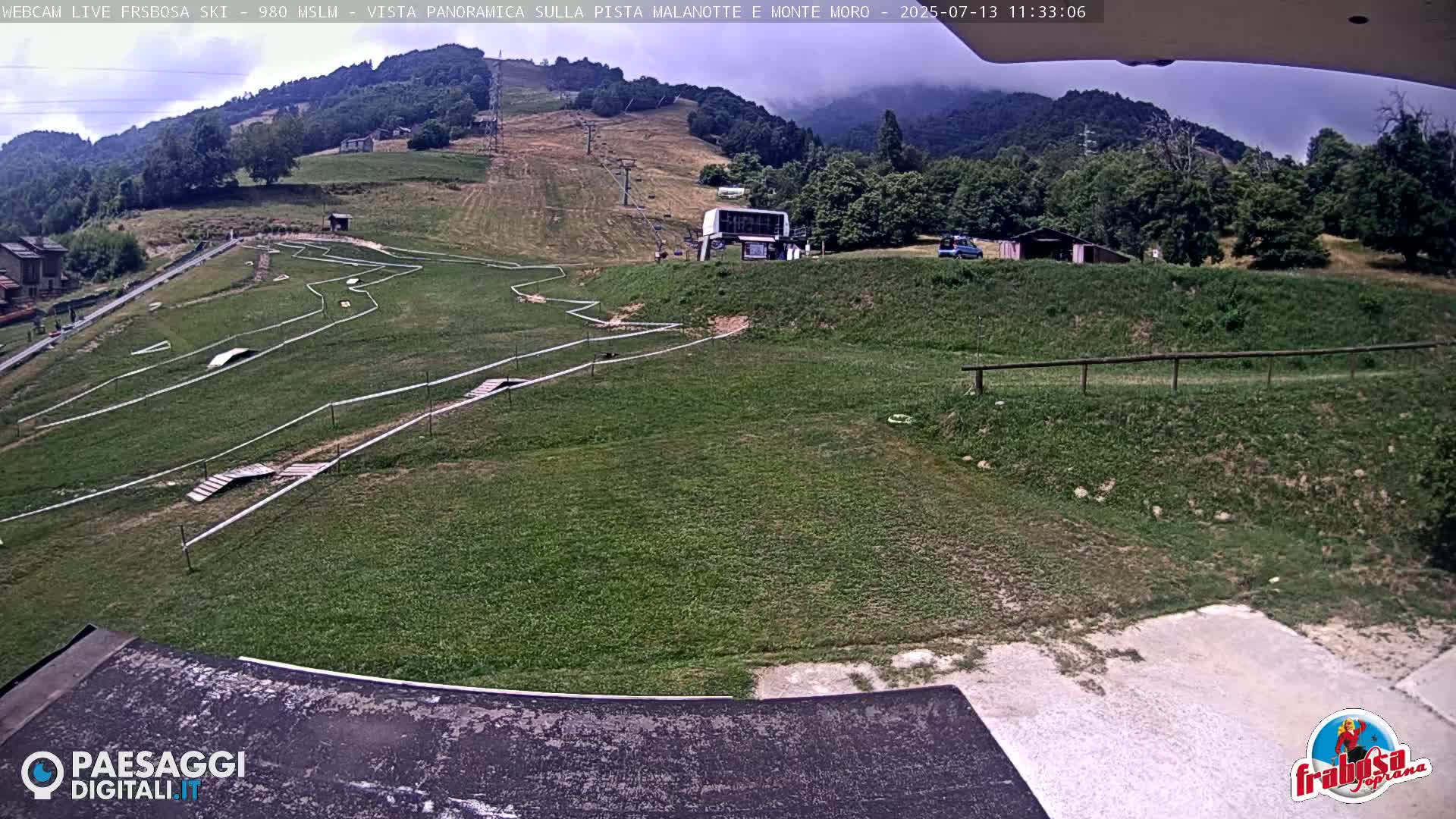 Frabosa , Prato Nevoso Village & Ski Slopes Live Cam - Cuneo, Piedmont, Italy