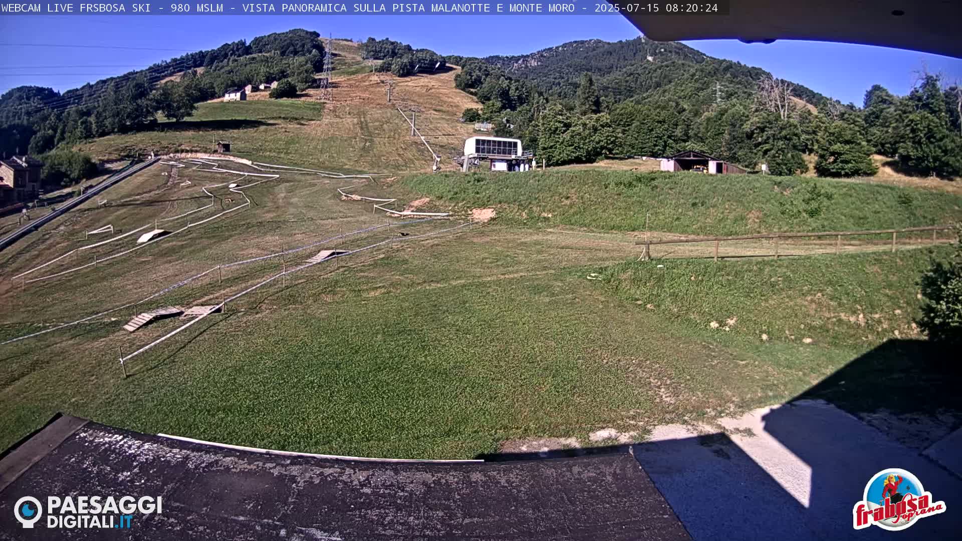 Frabosa , Prato Nevoso Village & Ski Slopes Live Cam - Cuneo, Piedmont, Italy