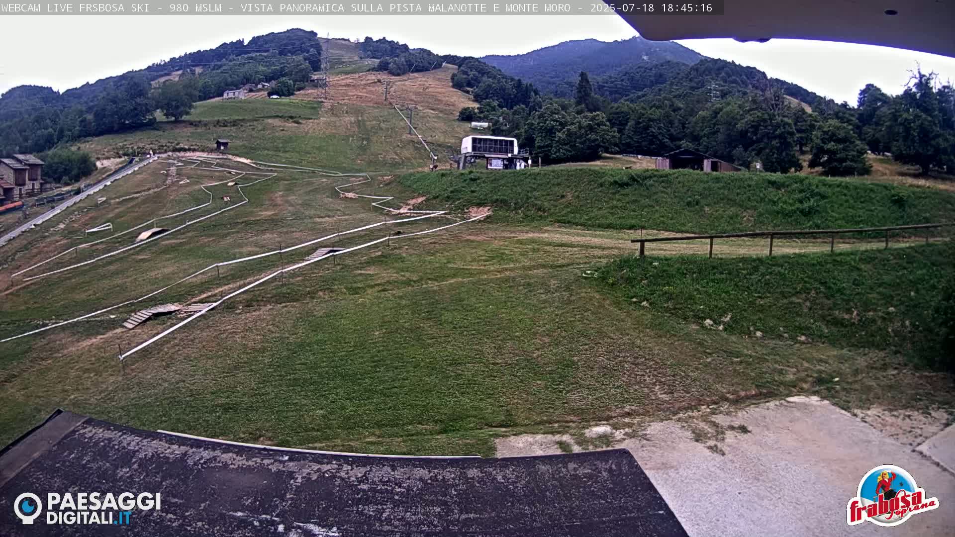 Frabosa , Prato Nevoso Village & Ski Slopes Live Cam - Cuneo, Piedmont, Italy