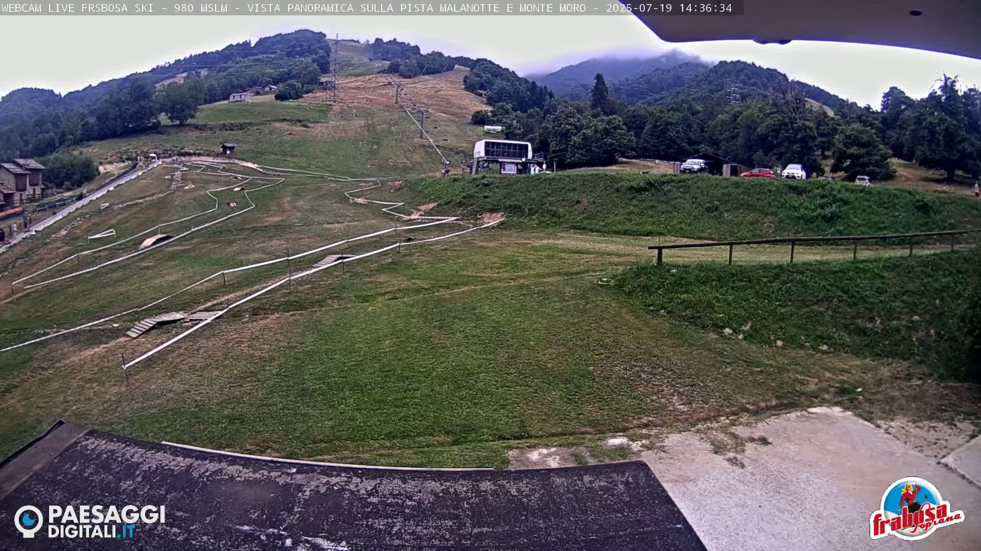 Frabosa , Prato Nevoso Village & Ski Slopes Live Cam - Cuneo, Piedmont, Italy
