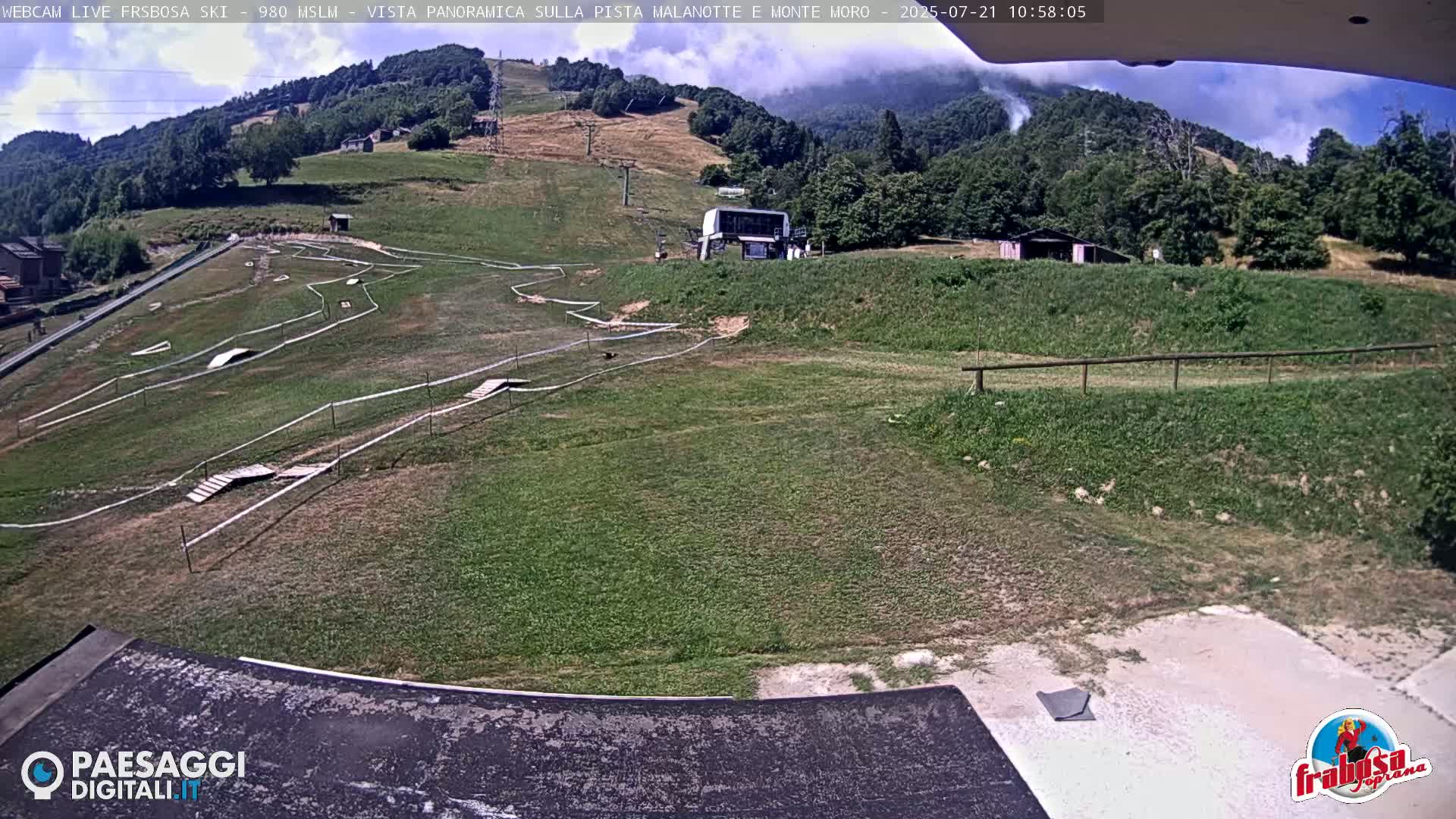 Frabosa , Prato Nevoso Village & Ski Slopes Live Cam - Cuneo, Piedmont, Italy