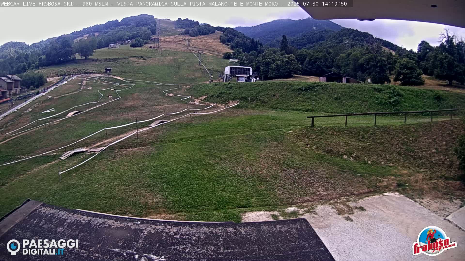 Frabosa , Prato Nevoso Village & Ski Slopes Live Cam - Cuneo, Piedmont, Italy