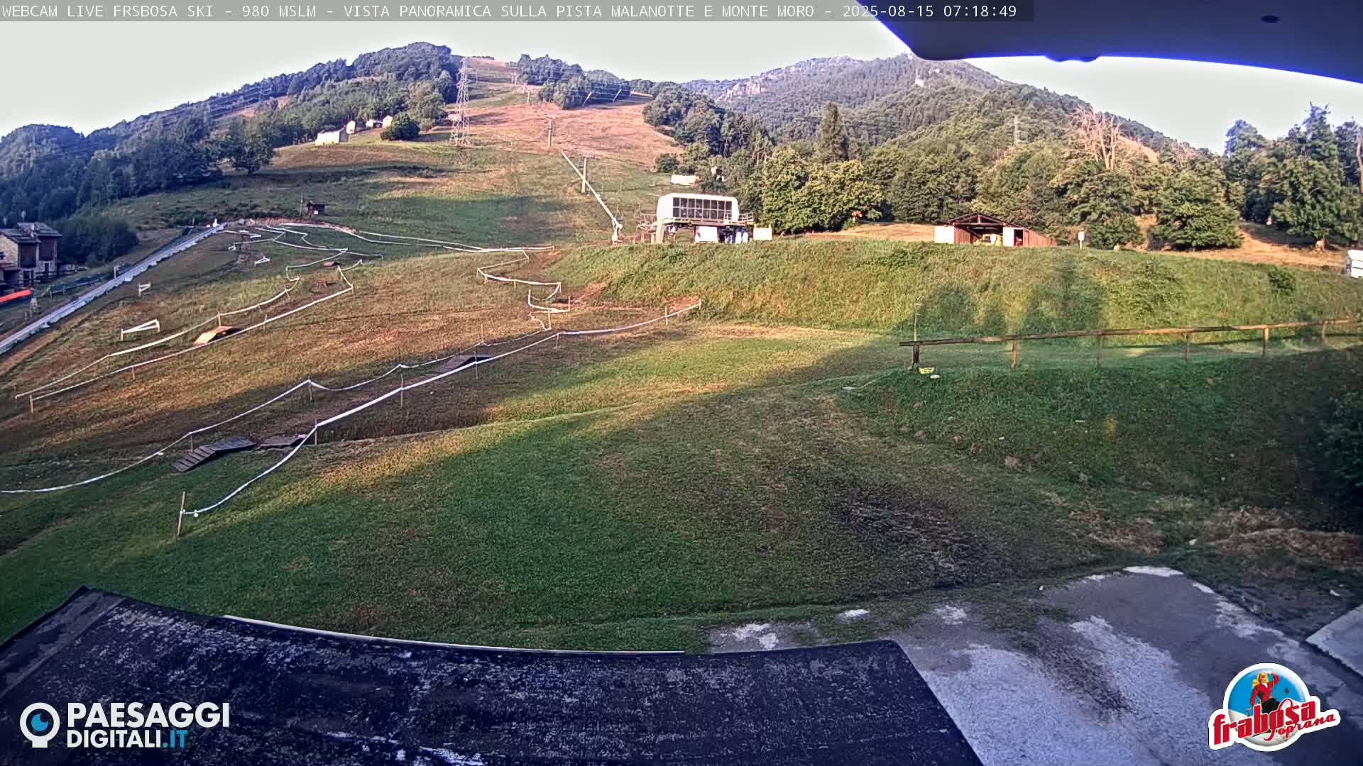 Frabosa , Prato Nevoso Village & Ski Slopes Live Cam - Cuneo, Piedmont, Italy