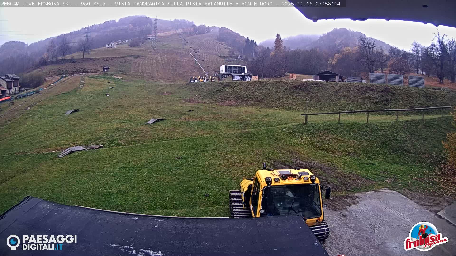 Frabosa , Prato Nevoso Village & Ski Slopes Live Cam - Cuneo, Piedmont, Italy