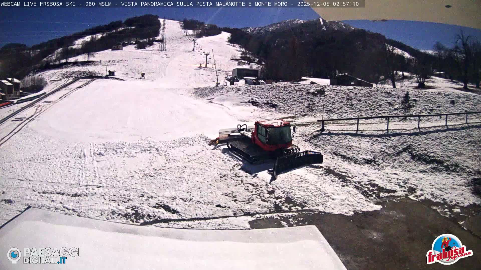 Frabosa , Prato Nevoso Village & Ski Slopes Live Cam - Cuneo, Piedmont, Italy