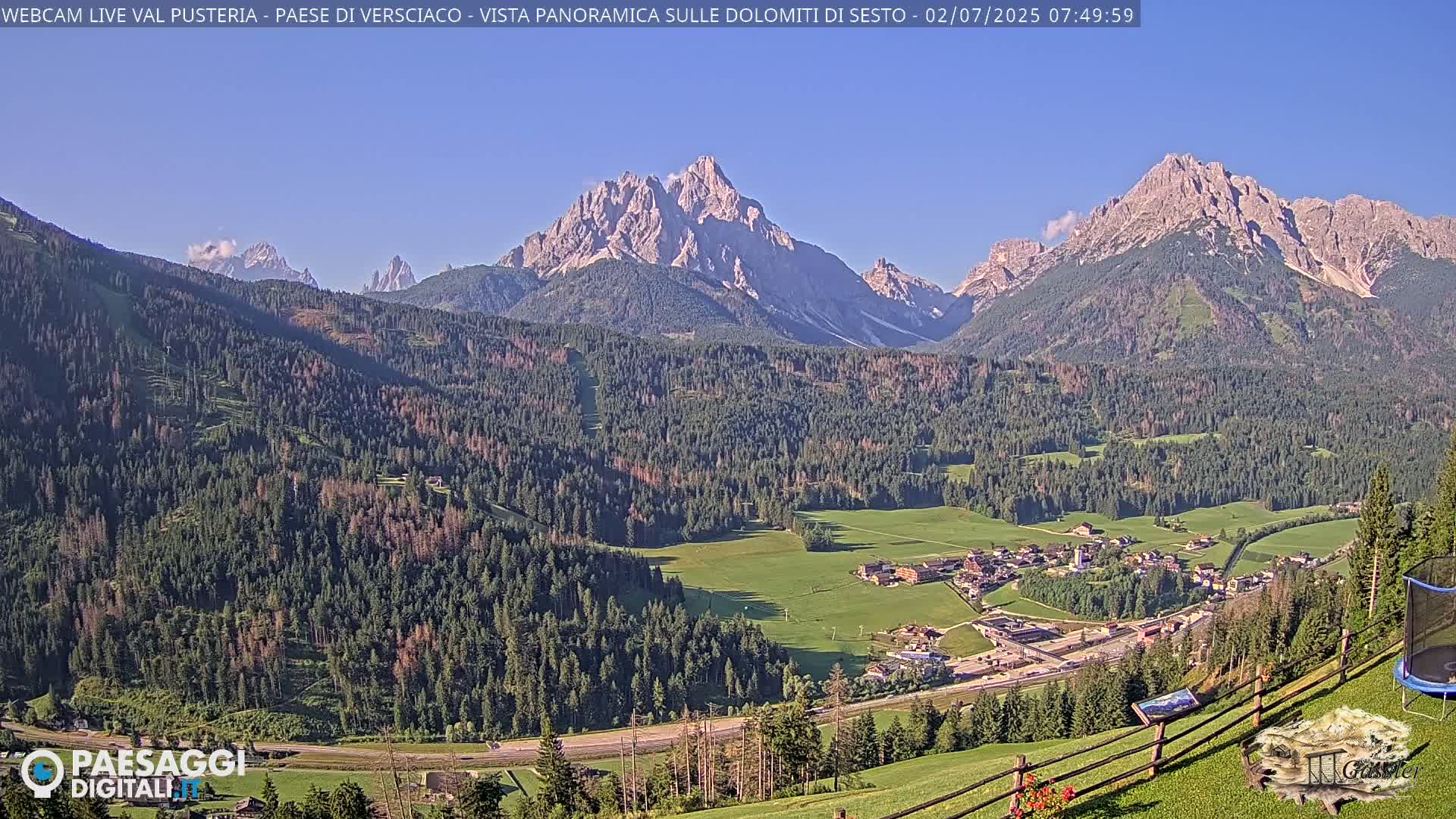 Val Pusteria (Puster Valley), Versciaco Vierschach Village & 3 Zinnen Dolomites Mountain View Live Cam - South Tyrol (Bolzano) , Trentino-South Tyrol (Trentino-Alto Adige/Südtirol), Italy