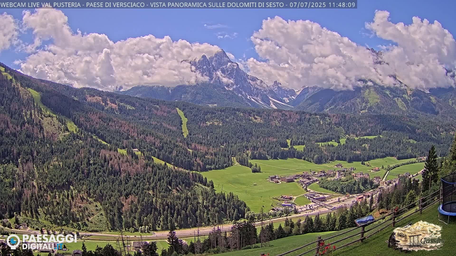 Val Pusteria (Puster Valley), Versciaco Vierschach Village & 3 Zinnen Dolomites Mountain View Live Cam - South Tyrol (Bolzano) , Trentino-South Tyrol (Trentino-Alto Adige/Südtirol), Italy