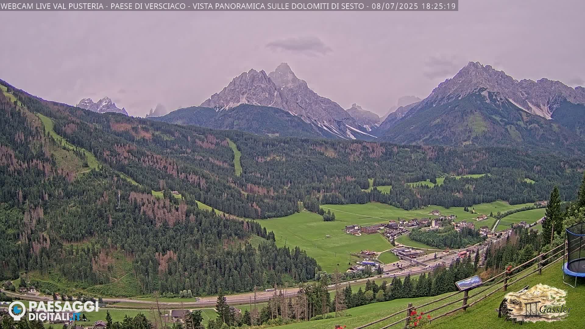 Val Pusteria (Puster Valley), Versciaco Vierschach Village & 3 Zinnen Dolomites Mountain View Live Cam - South Tyrol (Bolzano) , Trentino-South Tyrol (Trentino-Alto Adige/Südtirol), Italy