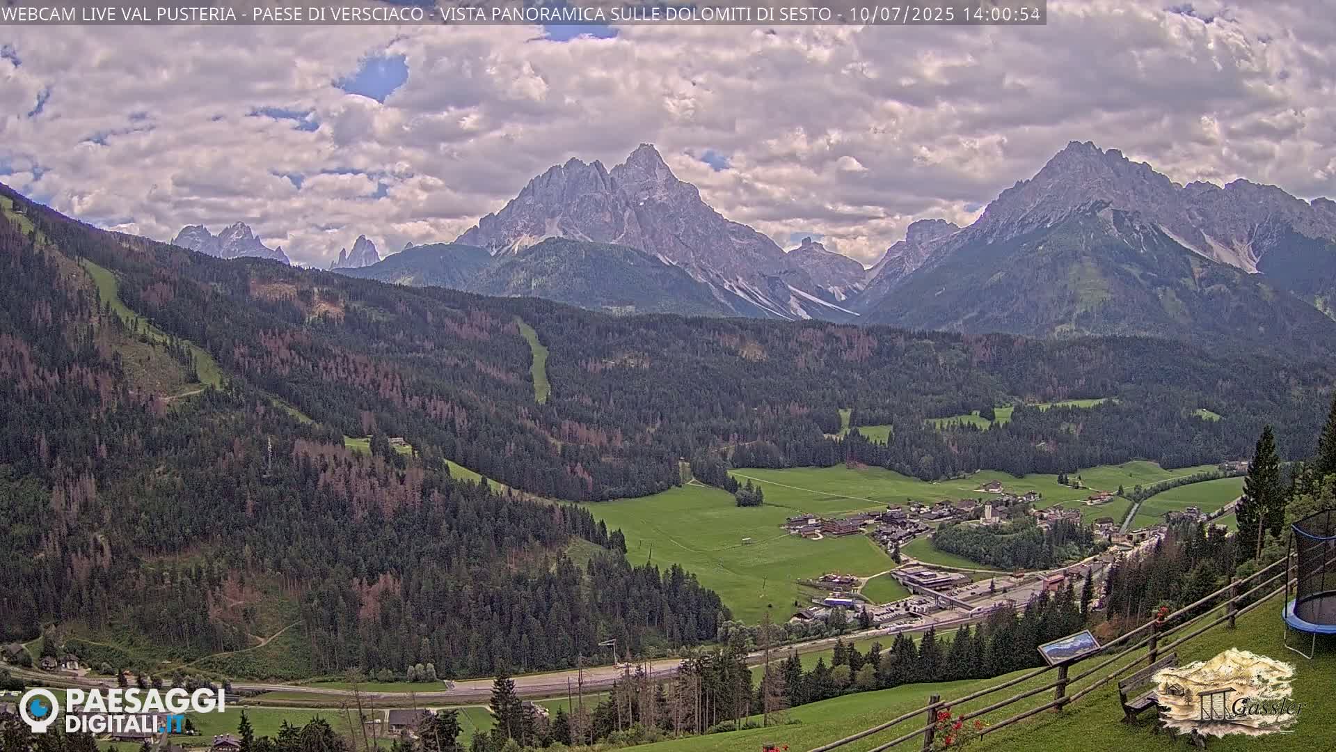 Val Pusteria (Puster Valley), Versciaco Vierschach Village & 3 Zinnen Dolomites Mountain View Live Cam - South Tyrol (Bolzano) , Trentino-South Tyrol (Trentino-Alto Adige/Südtirol), Italy