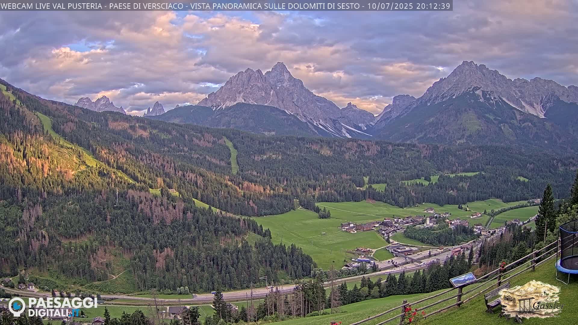 Val Pusteria (Puster Valley), Versciaco Vierschach Village & 3 Zinnen Dolomites Mountain View Live Cam - South Tyrol (Bolzano) , Trentino-South Tyrol (Trentino-Alto Adige/Südtirol), Italy