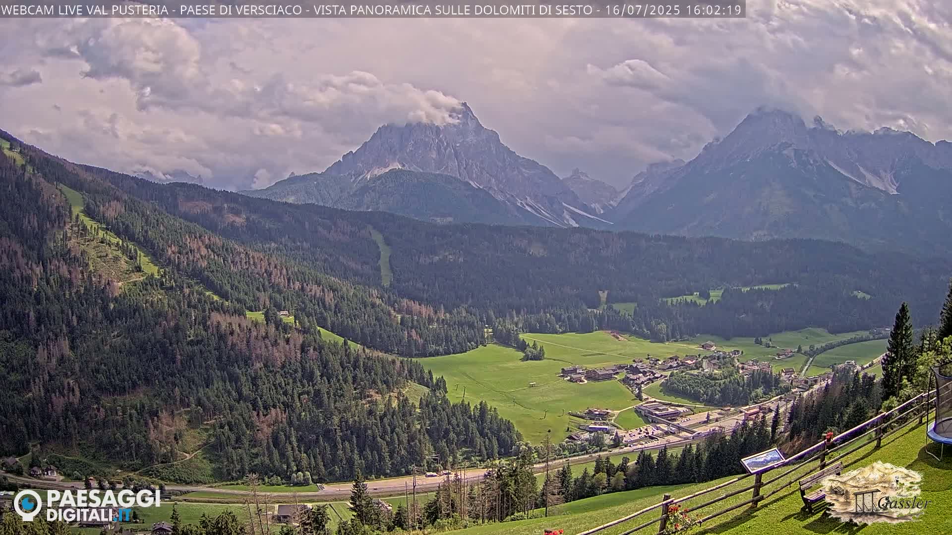 Val Pusteria (Puster Valley), Versciaco Vierschach Village & 3 Zinnen Dolomites Mountain View Live Cam - South Tyrol (Bolzano) , Trentino-South Tyrol (Trentino-Alto Adige/Südtirol), Italy