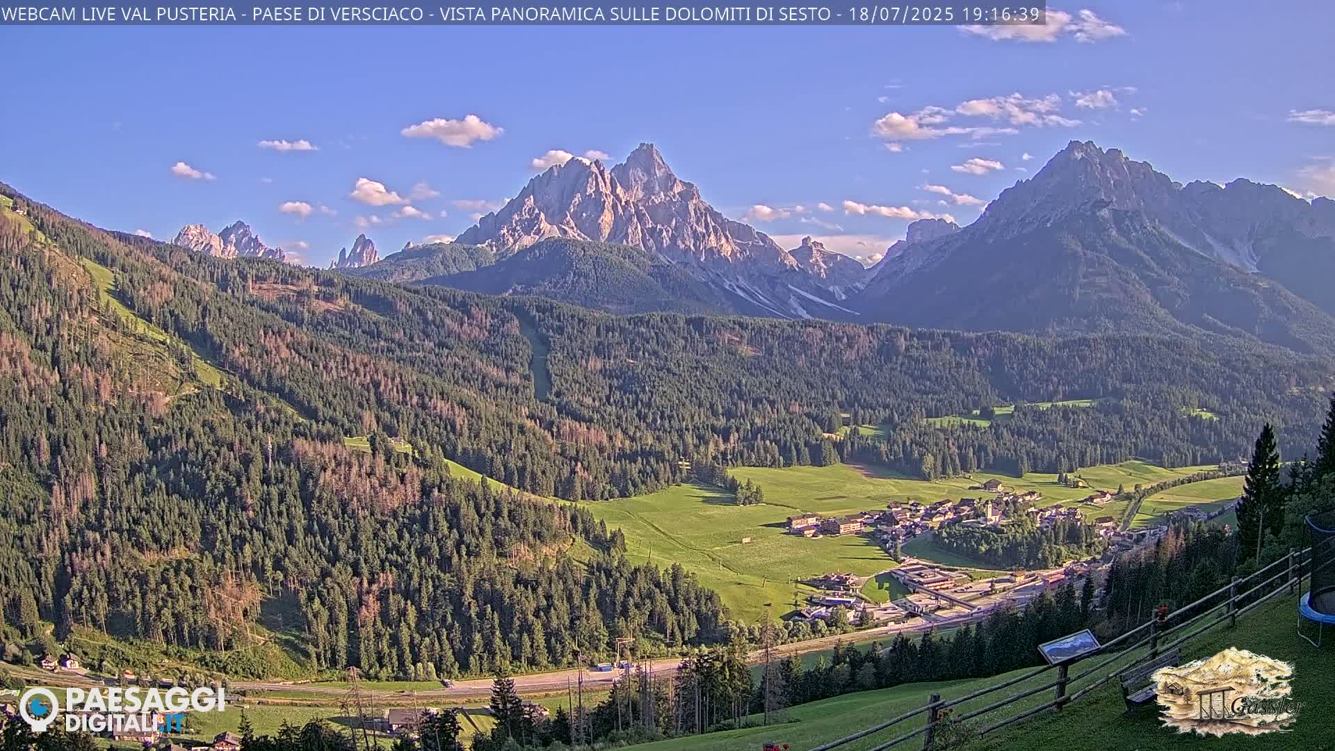 Val Pusteria (Puster Valley), Versciaco Vierschach Village & 3 Zinnen Dolomites Mountain View Live Cam - South Tyrol (Bolzano) , Trentino-South Tyrol (Trentino-Alto Adige/Südtirol), Italy