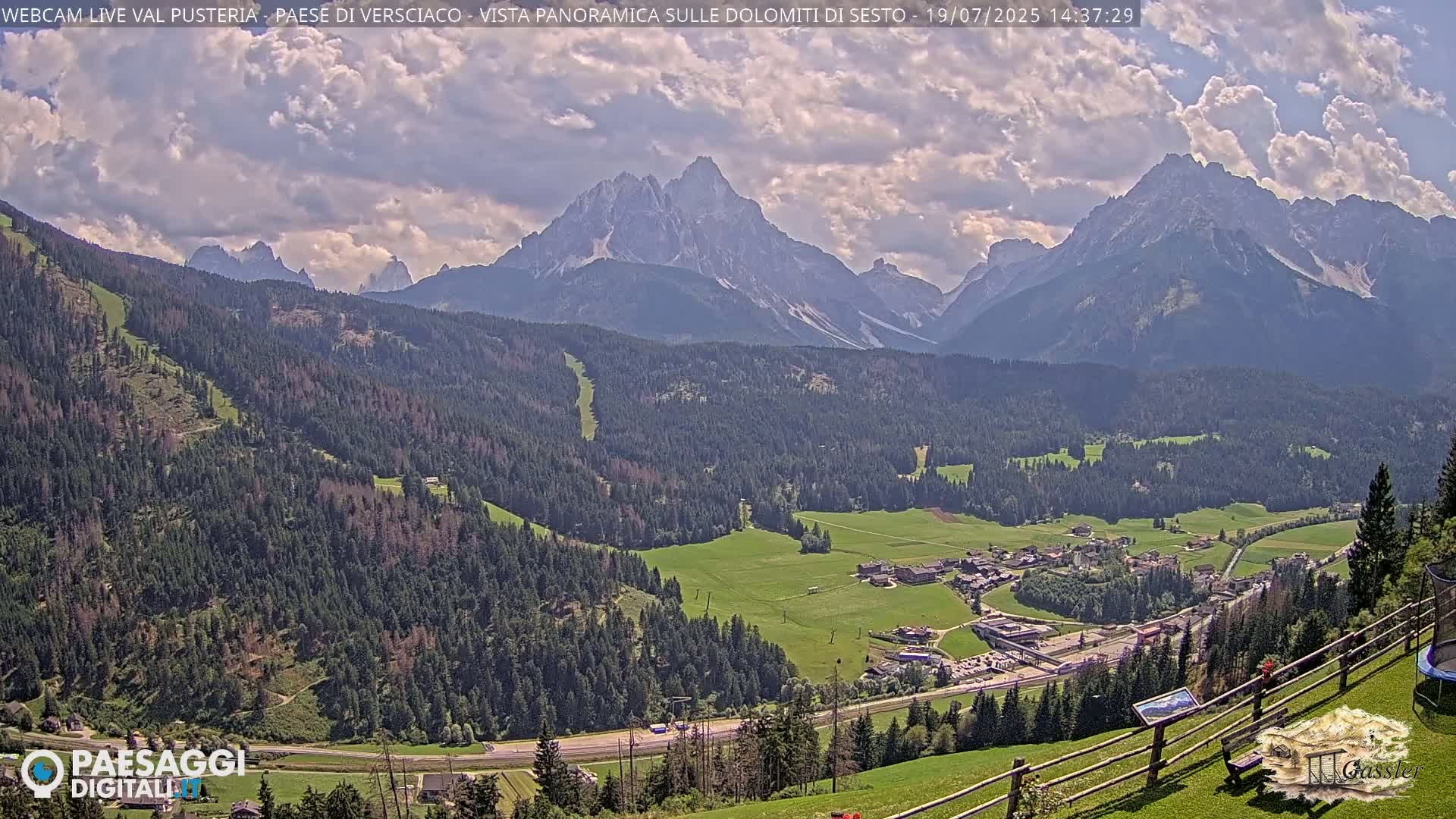Val Pusteria (Puster Valley), Versciaco Vierschach Village & 3 Zinnen Dolomites Mountain View Live Cam - South Tyrol (Bolzano) , Trentino-South Tyrol (Trentino-Alto Adige/Südtirol), Italy