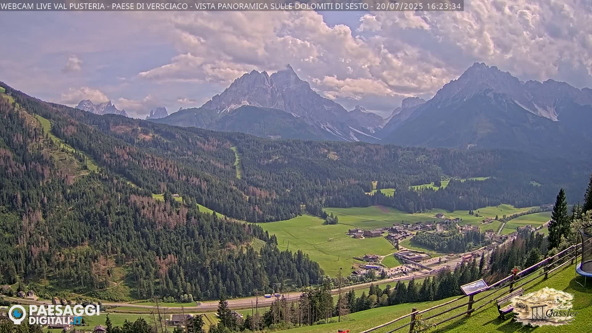 Val Pusteria (Puster Valley), Versciaco Vierschach Village & 3 Zinnen Dolomites Mountain View Live Cam - South Tyrol (Bolzano) , Trentino-South Tyrol (Trentino-Alto Adige/Südtirol), Italy
