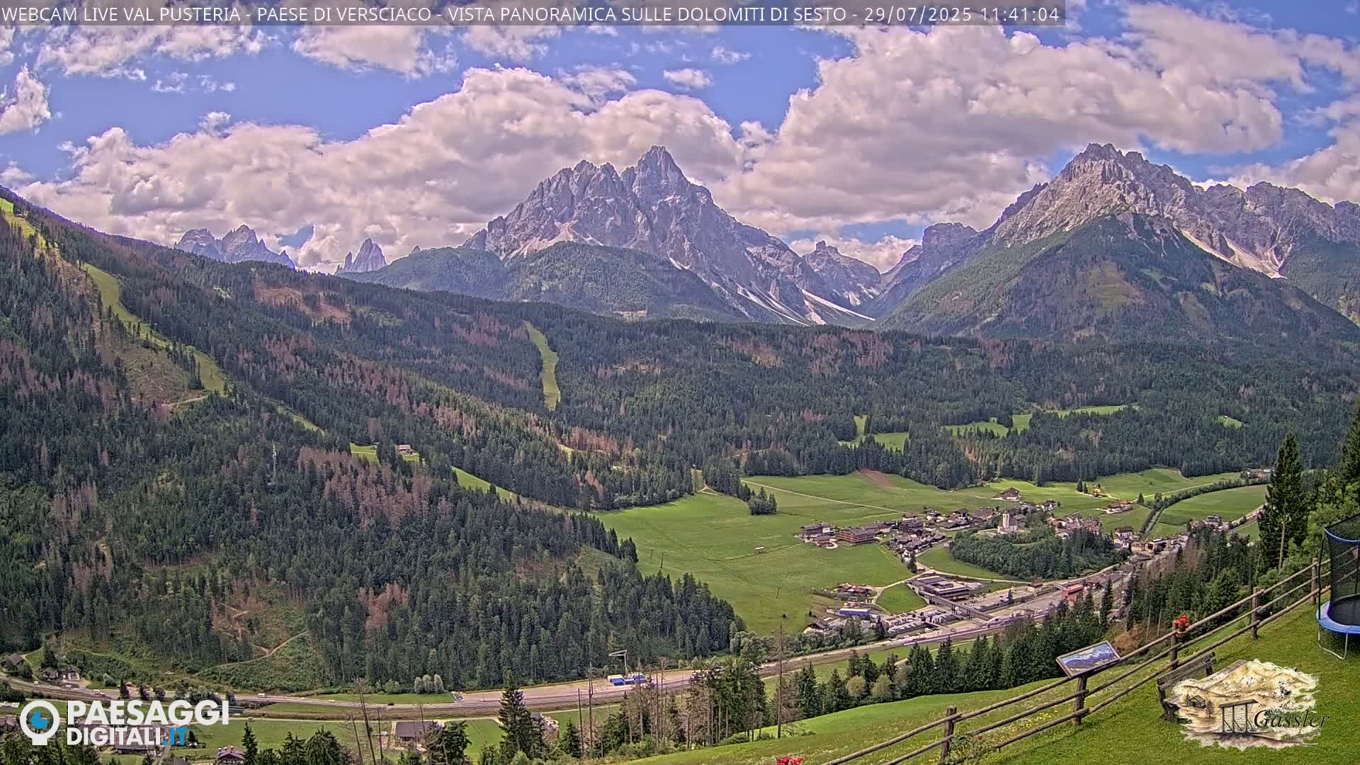 Val Pusteria (Puster Valley), Versciaco Vierschach Village & 3 Zinnen Dolomites Mountain View Live Cam - South Tyrol (Bolzano) , Trentino-South Tyrol (Trentino-Alto Adige/Südtirol), Italy