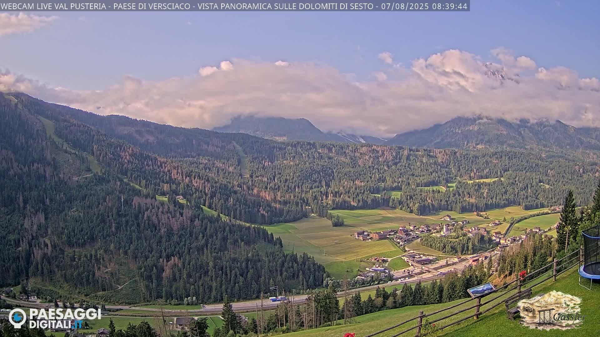 Val Pusteria (Puster Valley), Versciaco Vierschach Village & 3 Zinnen Dolomites Mountain View Live Cam - South Tyrol (Bolzano) , Trentino-South Tyrol (Trentino-Alto Adige/Südtirol), Italy
