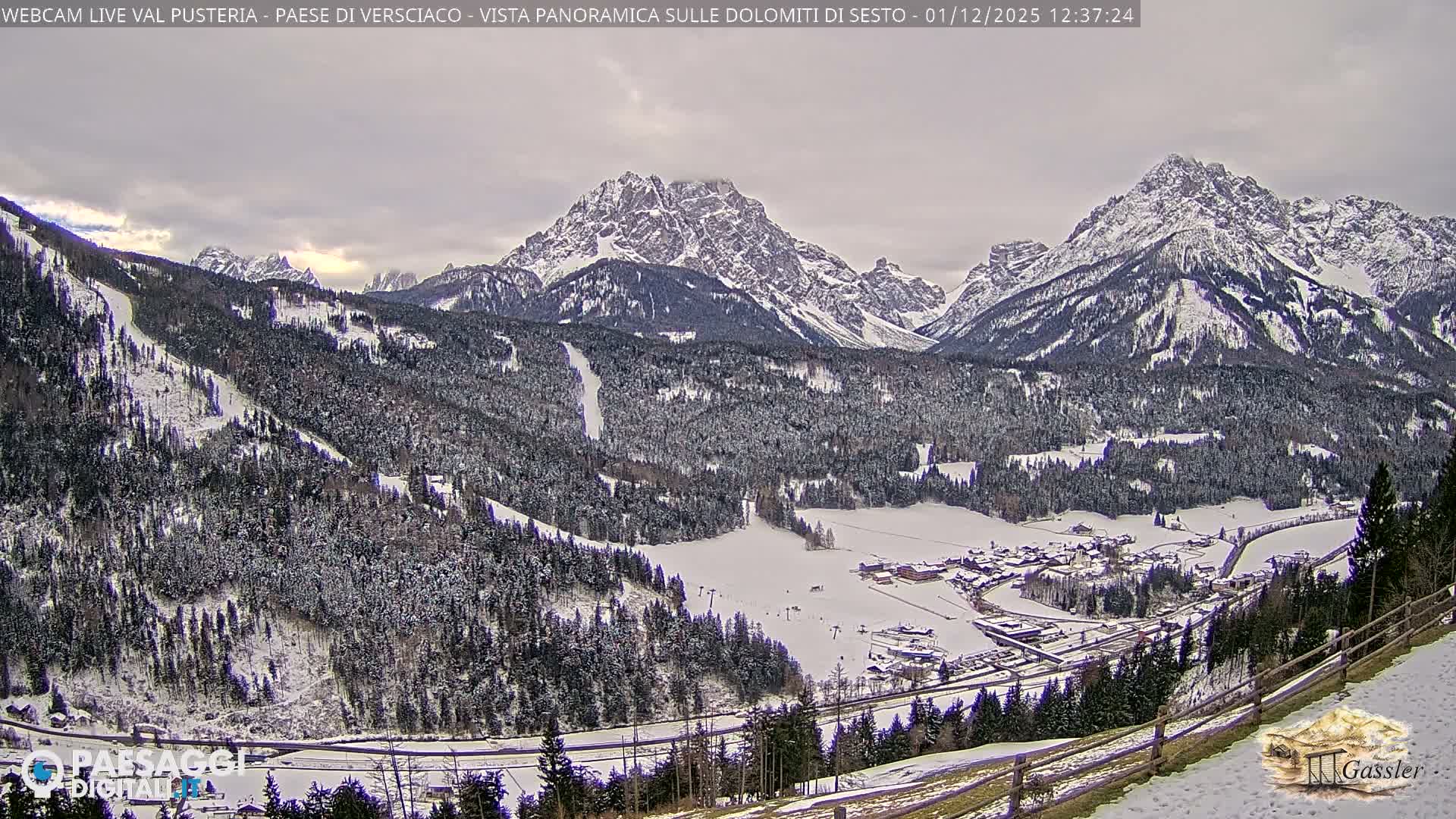 Val Pusteria (Puster Valley), Versciaco Vierschach Village & 3 Zinnen Dolomites Mountain View Live Cam - South Tyrol (Bolzano) , Trentino-South Tyrol (Trentino-Alto Adige/Südtirol), Italy