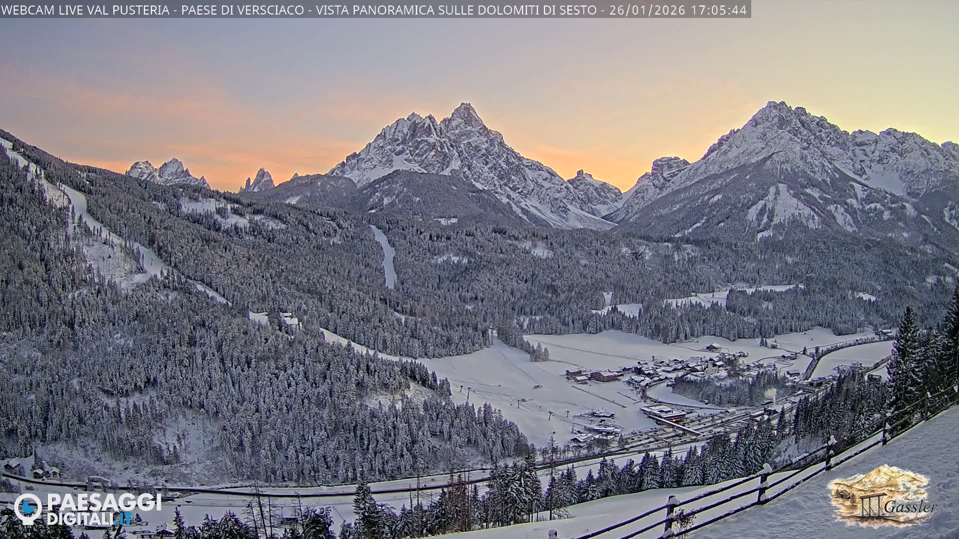 Val Pusteria (Puster Valley), Versciaco Vierschach Village & 3 Zinnen Dolomites Mountain View Live Cam - South Tyrol (Bolzano) , Trentino-South Tyrol (Trentino-Alto Adige/Südtirol), Italy