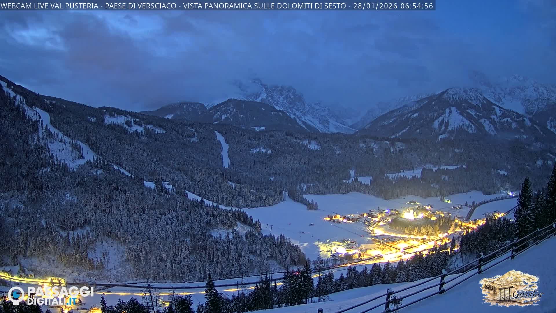 Val Pusteria (Puster Valley), Versciaco Vierschach Village & 3 Zinnen Dolomites Mountain View Live Cam - South Tyrol (Bolzano) , Trentino-South Tyrol (Trentino-Alto Adige/Südtirol), Italy