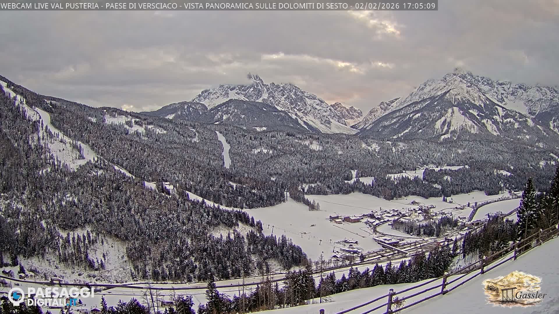 Val Pusteria (Puster Valley), Versciaco Vierschach Village & 3 Zinnen Dolomites Mountain View Live Cam - South Tyrol (Bolzano) , Trentino-South Tyrol (Trentino-Alto Adige/Südtirol), Italy