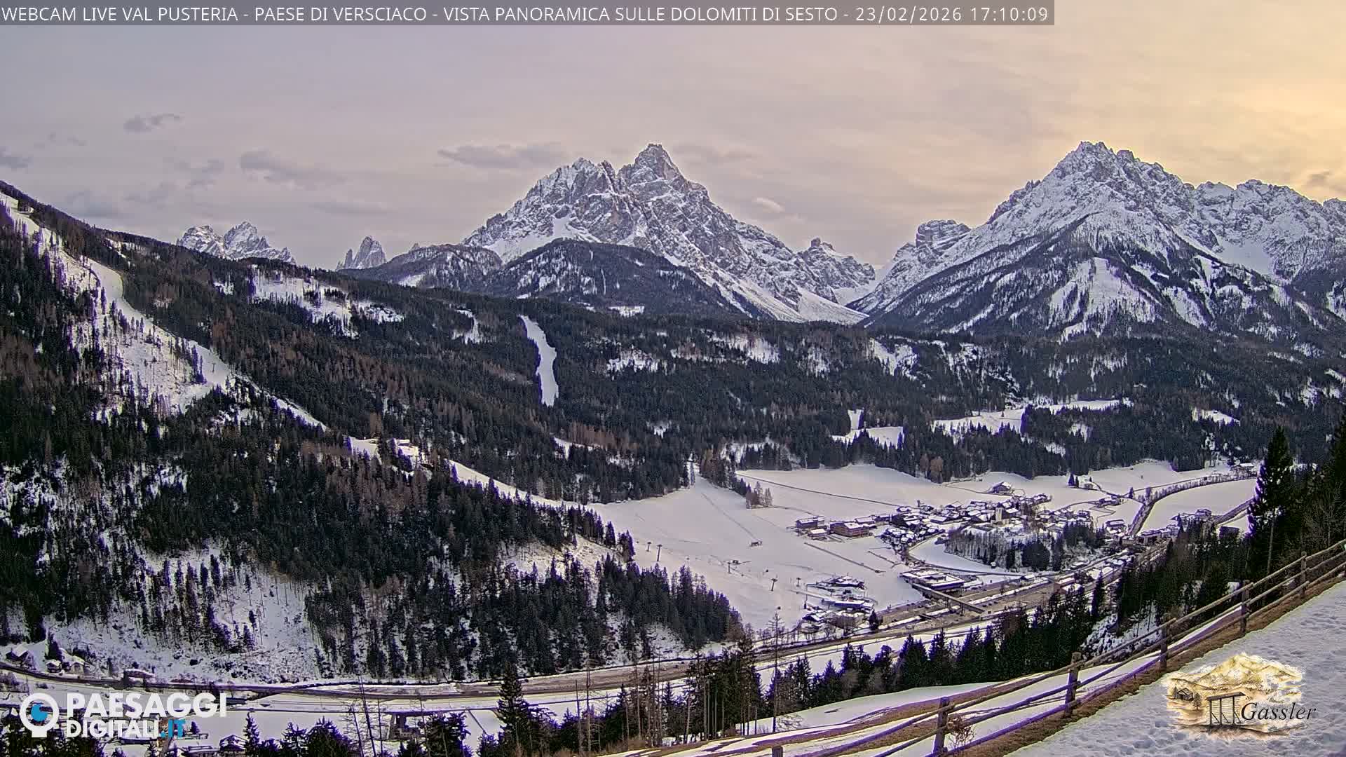 Val Pusteria (Puster Valley), Versciaco Vierschach Village & 3 Zinnen Dolomites Mountain View Live Cam - South Tyrol (Bolzano) , Trentino-South Tyrol (Trentino-Alto Adige/Südtirol), Italy
