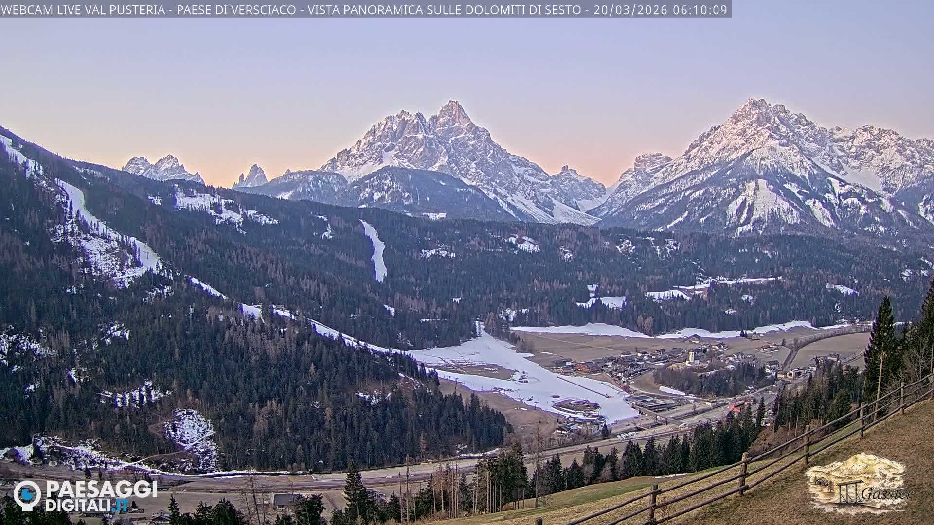Val Pusteria (Puster Valley), Versciaco Vierschach Village & 3 Zinnen Dolomites Mountain View Live Cam - South Tyrol (Bolzano) , Trentino-South Tyrol (Trentino-Alto Adige/Südtirol), Italy