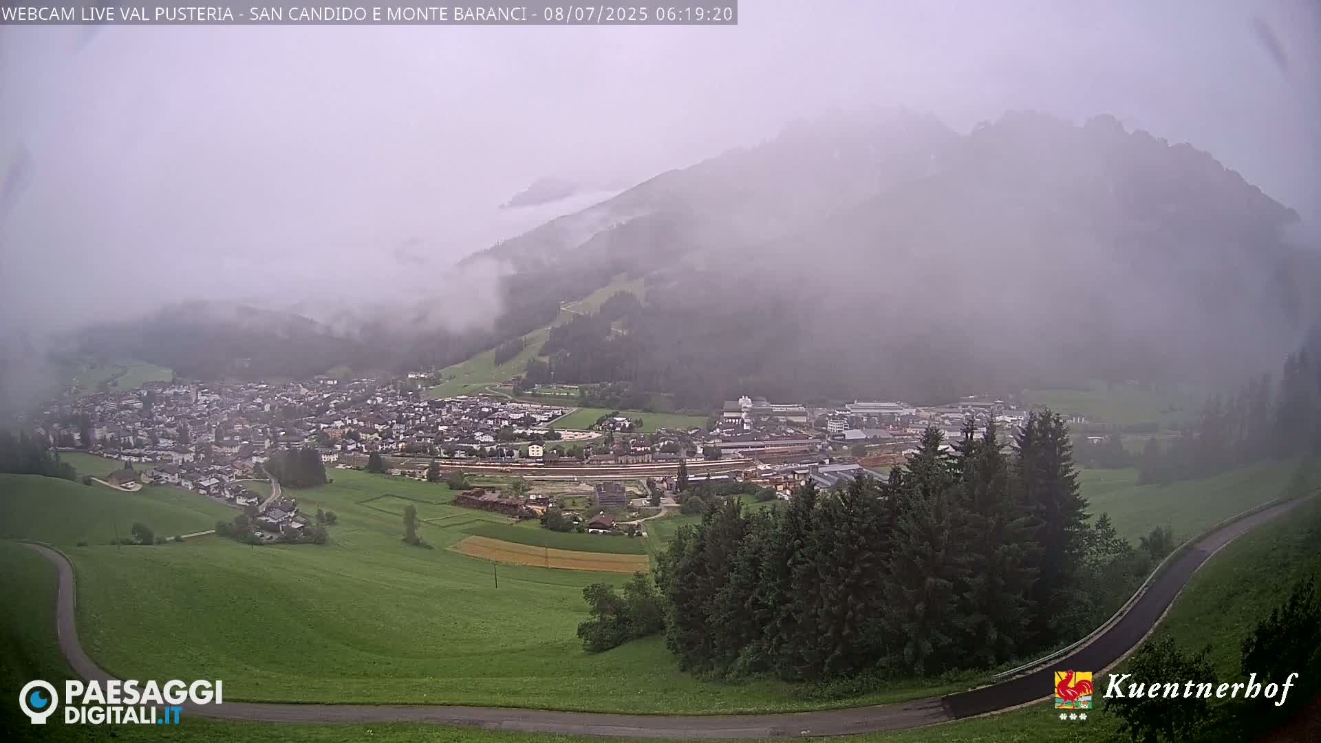 Val Pusteria (Puster Valley), San Candido (Innichen) Village & Monte Baranci Mount View Live Cam - South Tyrol (Bolzano) , Trentino-South Tyrol (Trentino-Alto Adige/Südtirol), Italy