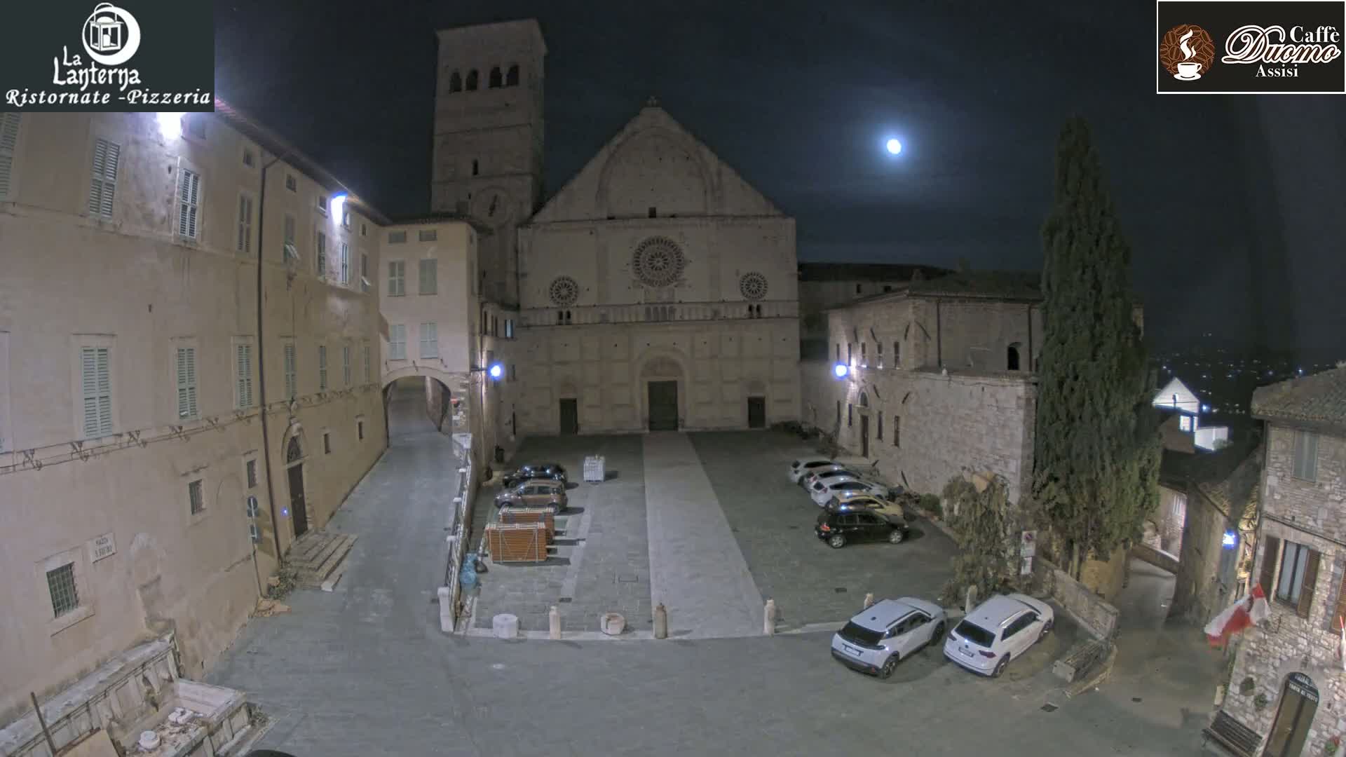 Assisi, San Rufino Square Live Cam -  Perugia, Umbria, Italy