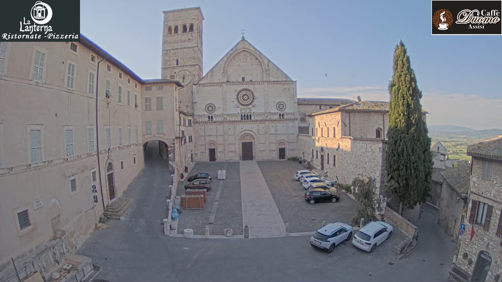 Assisi, San Rufino Square Live Cam -  Perugia, Umbria, Italy