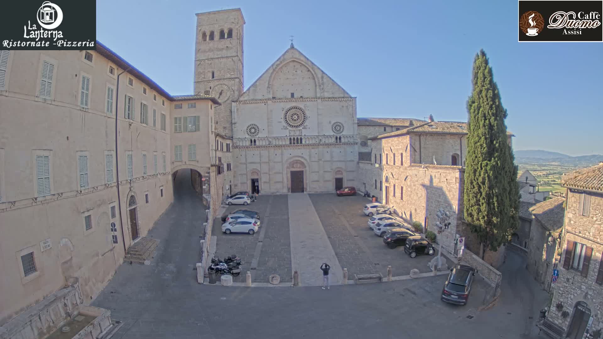 Assisi, San Rufino Square Live Cam -  Perugia, Umbria, Italy