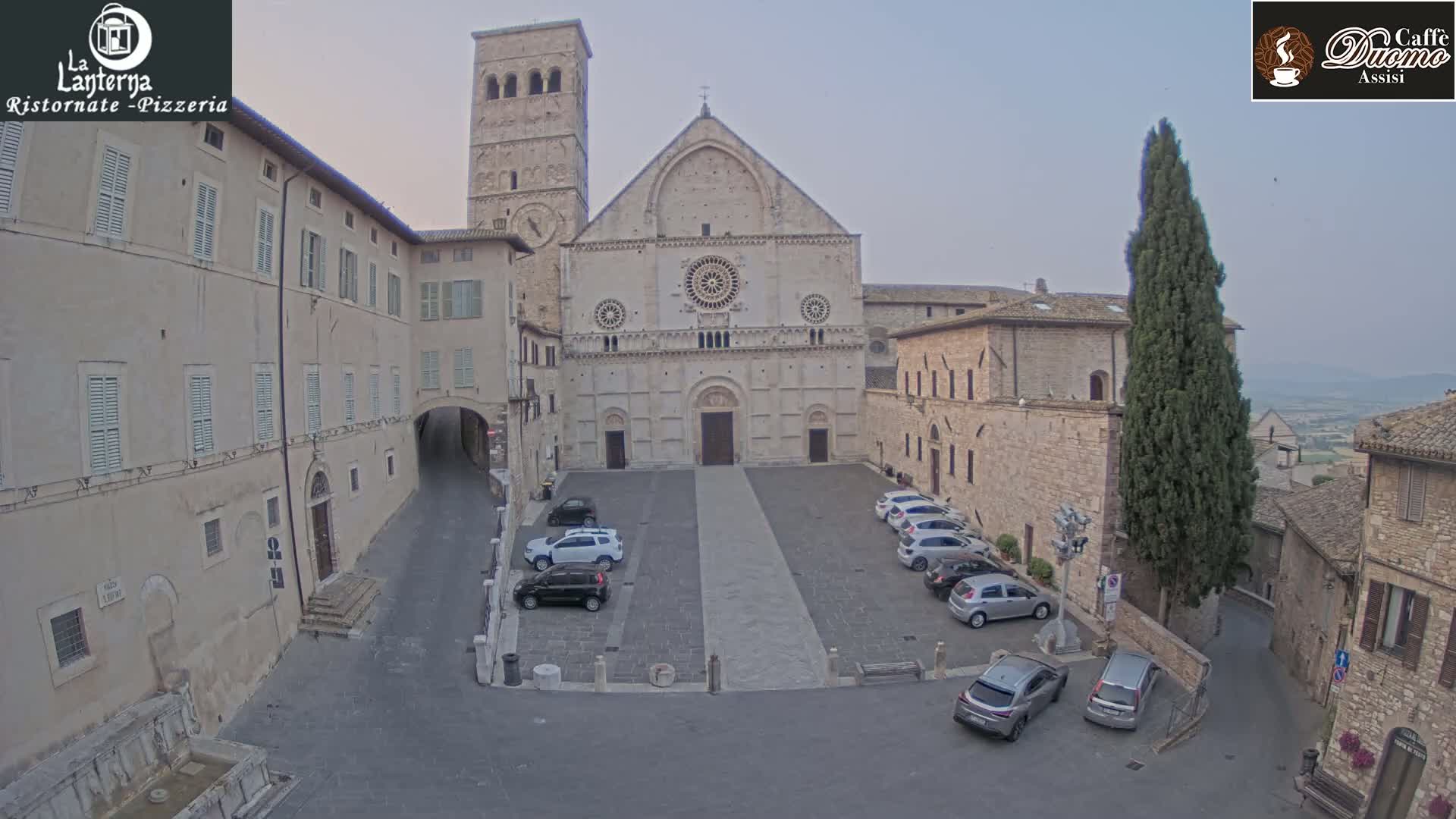 Assisi, San Rufino Square Live Cam -  Perugia, Umbria, Italy