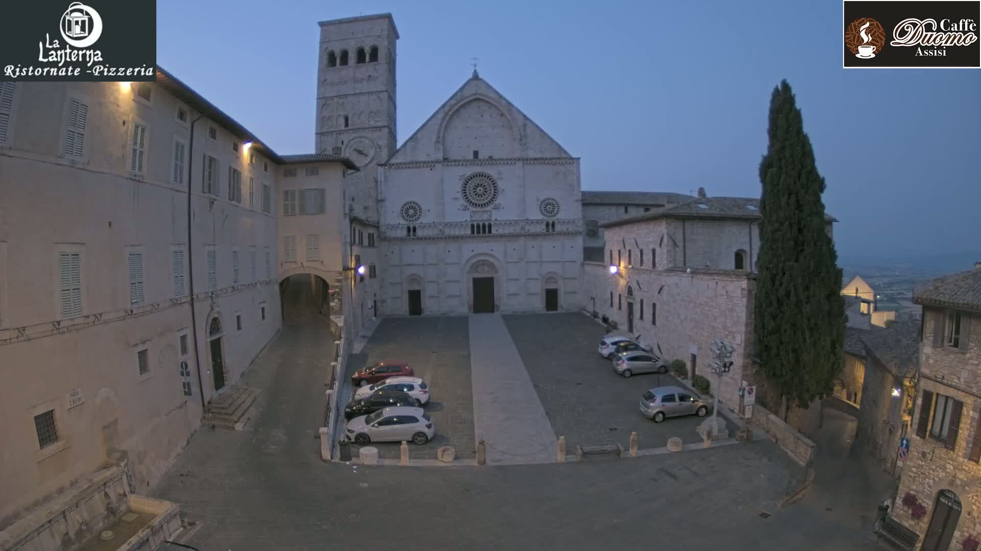 Assisi, San Rufino Square Live Cam -  Perugia, Umbria, Italy