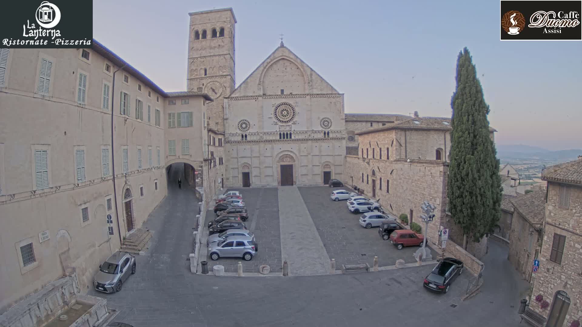 Assisi, San Rufino Square Live Cam -  Perugia, Umbria, Italy