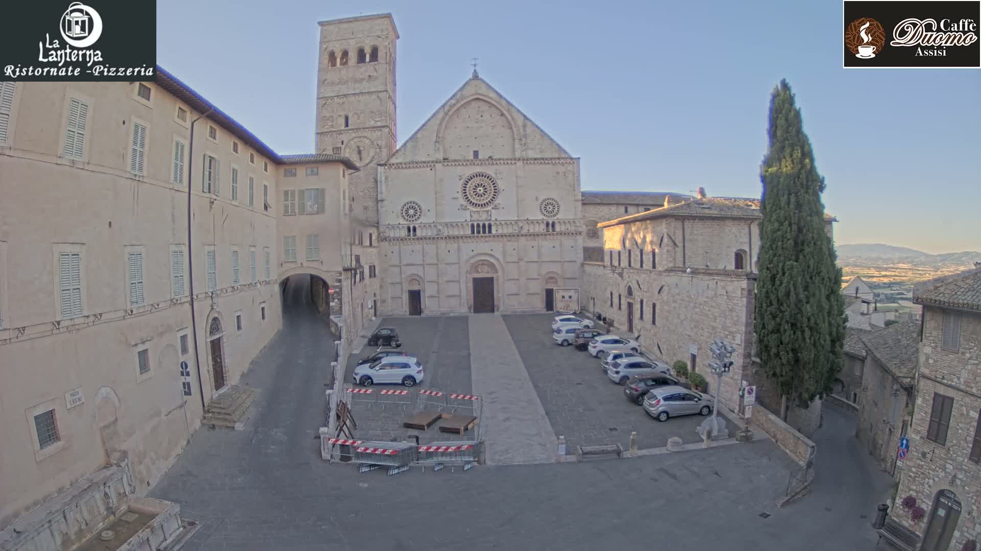 Assisi, San Rufino Square Live Cam -  Perugia, Umbria, Italy