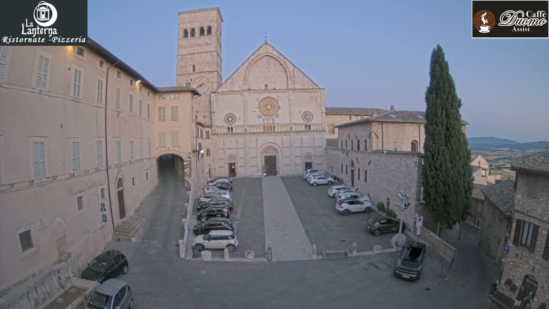 Assisi, San Rufino Square Live Cam -  Perugia, Umbria, Italy